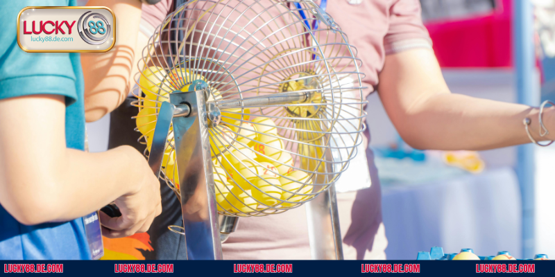 Khách hàng có thể theo dõi bàng kết quả qua nhiều kênh khách nhau